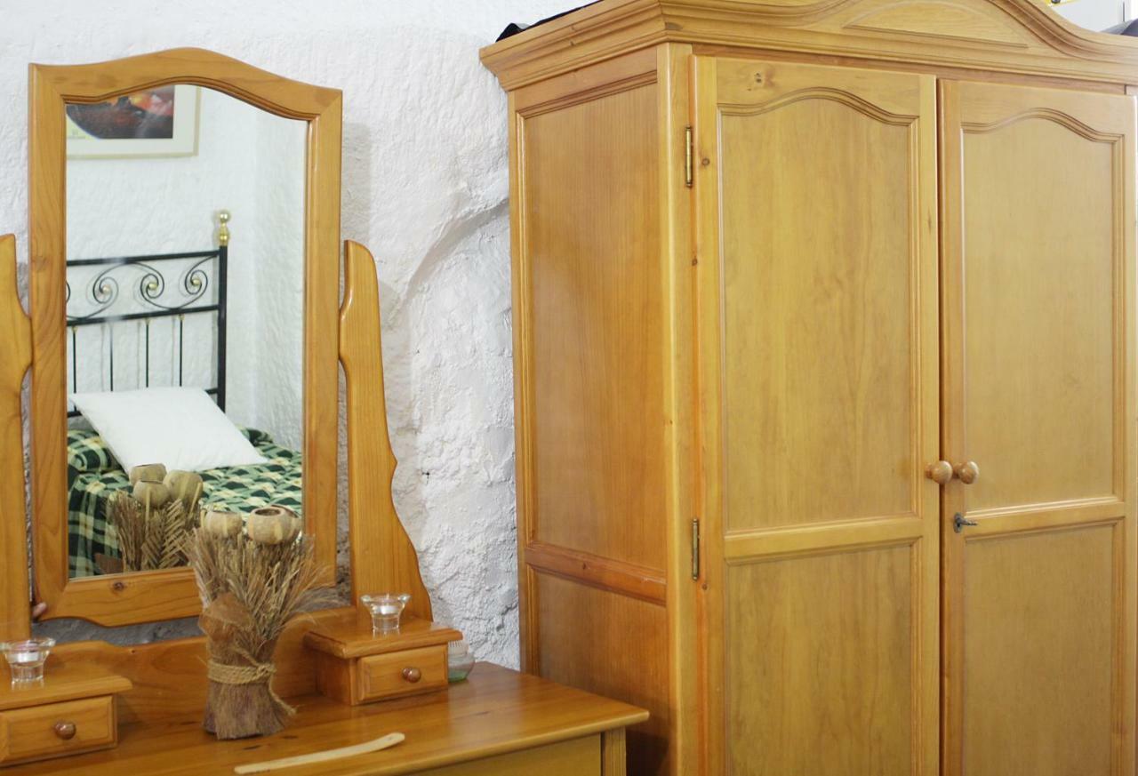 Juncalillo Casa-Cueva Villa Alta المظهر الخارجي الصورة